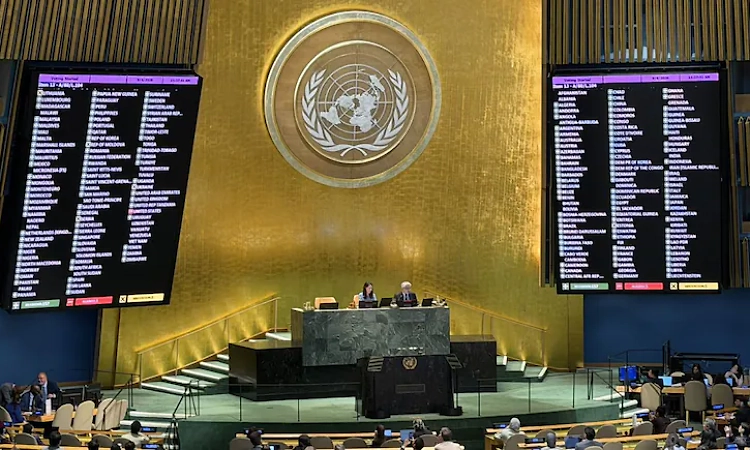 UN adopts new world map that enlarges Africa, draws US opposition