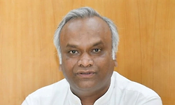 ಕೇಂದ್ರದ ಬಳಿ ಸರ್ವ ಪಕ್ಷದೊಂದಿಗೆ ಬರಲು ಬಿಜೆಪಿ,ಜೆಡಿಎಸ್ ಗೆ ಧೈರ್ಯವಿಲ್ಲ: ಸಚಿವ ಖರ್ಗೆ