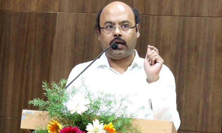 ದಸರಾದಲ್ಲಿ ಸೇನಾ ಶಸ್ತ್ರಾಸ್ತ್ರ ಪರೇಡ್‌: ಯತೀಂದ್ರ