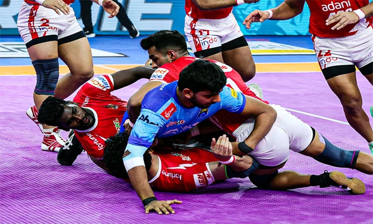 Pro Kabaddi; ಮುಂದುವರಿದ ಪುಣೇರಿ ಪಲ್ಟಾನ್‌ ಪಾರುಪತ್ಯ: ಗುಜರಾತ್‌ ಜಯಭೇರಿ