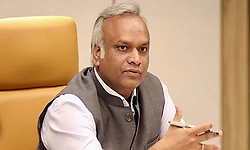 ಫಾರಂ 7 ಸುಳ್ಳಾದರೆ 1 ವರ್ಷ ಜೈಲು: ಪ್ರಿಯಾಂಕ್‌ ಖರ್ಗೆ
