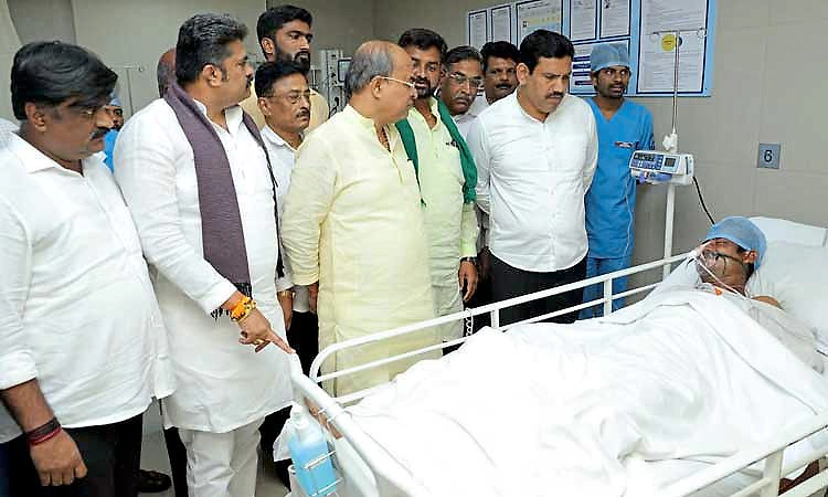 ಕಣ್ಣಿದ್ದು ಕುರುಡರಂತೆ, ಕಿವಿಯಿದ್ದು ಕಿವುಡರಂತೆ ಸರ್ಕಾರ ವರ್ತಿಸುತ್ತಿದೆ: ವಿಜಯೇಂದ್ರ‌ ಕಿಡಿ