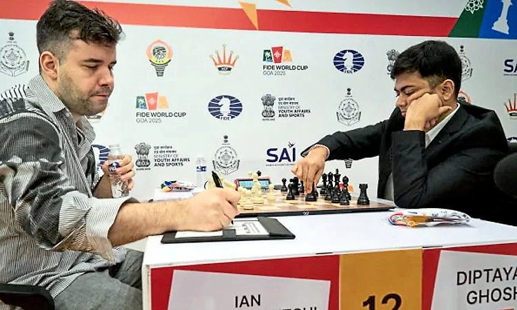 Chess: ನೆಪೋಮ್ನಿಯಾಚಿ ವಿರುದ್ಧ ಗೆದ್ದ ದೀಪ್ತಾಯನ್‌