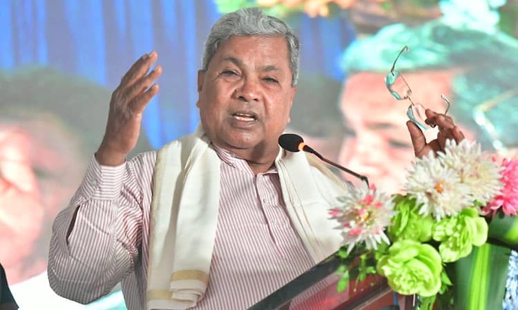 ಮಾತು ನಿಲ್ಲಿಸಿ, ಕದನಕ್ಕೆ ಸಜ್ಜಾಗಿ: 'ಕೈ' ಪಡೆಗೆ ಸಿಎಂ ಸಿದ್ದರಾಮಯ್ಯ