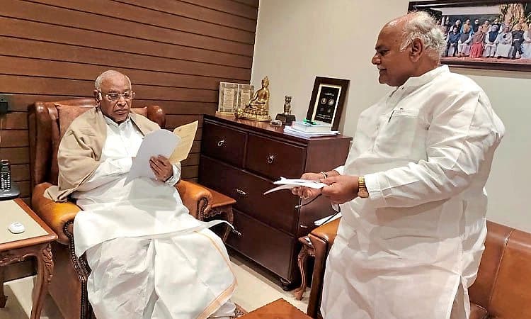 Farmers: ಕಬ್ಬು ಬೆಳೆಗಾರರ ಸಮಸ್ಯೆ ಪ್ರಸ್ತಾಪಿಸಲು ಖರ್ಗೆಗೆ ಮನವಿ