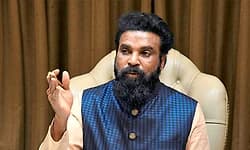 ಬಳ್ಳಾರಿ ಸಂಘರ್ಷ: ಇದೊಂದು ಯೋಜಿತ ಸಂಚು... ಸರ್ಕಾರದ ವಿರುದ್ಧ ಶ್ರೀರಾಮುಲು ವಾಗ್ದಾಳಿ