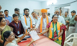 Tamil Nadu: ವನತಿ ಶ್ರೀನಿವಾಸನ್ ನಾಮಪತ್ರ ಸಲ್ಲಿಕೆ: ರಾಜಸ್ಥಾನ ಸಿಎಂ, ಅಣ್ಣಾಮಲೈ ಸಾಥ್