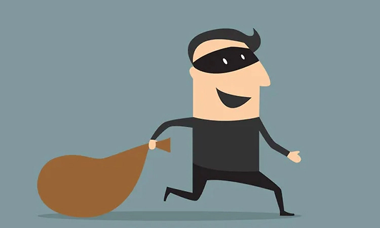 ಮಚ್ಚಿನ: ಮನೆಯಿಂದ ನಗ-ನಗದು ಕಳವು