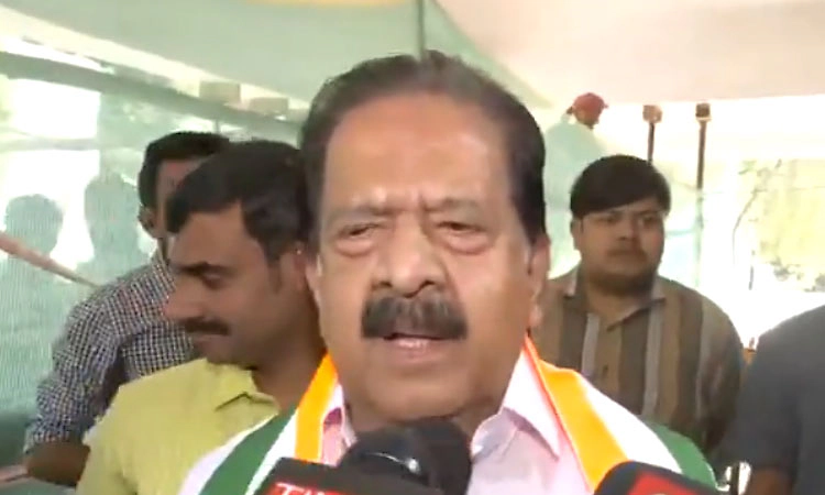 Keralam;ಸಿಎಂ ಯಾರು ಎನ್ನುವುದನ್ನು ಹೈಕಮಾಂಡ್ ನಿರ್ಧರಿಸಲಿದೆ: ರಮೇಶ್ ಚೆನ್ನಿತ್ತಲ