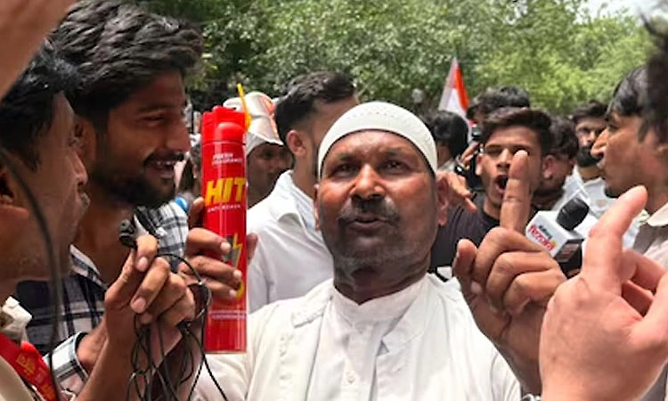 Cockroach Janta Party stages protest at Jantar Mantar over exam irregularities