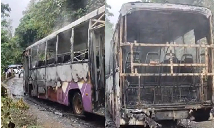 Private Bus Gutted in Fire Accident at Hulikal Ghat; All Passengers Safe