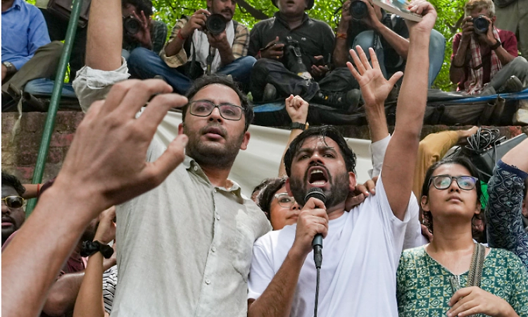 You can remove our social media posts, but not us: CJP founder Dipke at Jantar Mantar