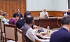 PM discusses with EAC measures to further boost growth in times of global turmoil