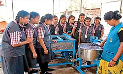 ಬಳಸಿದ‌ ಕಾಗದವೂ ಇಲ್ಲಿ ಮರುಜೀವ ಪಡೆಯುತ್ತದೆ!