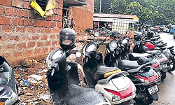 Mangaluru: ಕಾರು, ಬೈಕ್‌ ನಿಲ್ಲಿಸೋದೆಲ್ಲಿ ಸ್ವಾಮಿ!
