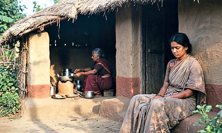 ಋತುಮತಿಯಾದ ಮಹಿಳೆ ಮನೆಗೆ ದುರದೃಷ್ಟವಂತೆ! ಹಿಂದಿನ ಕಾಲದಲ್ಲಿ ಹೀಗೂ ಇತ್ತು ಮೂಢನಂಬಿಕೆ...