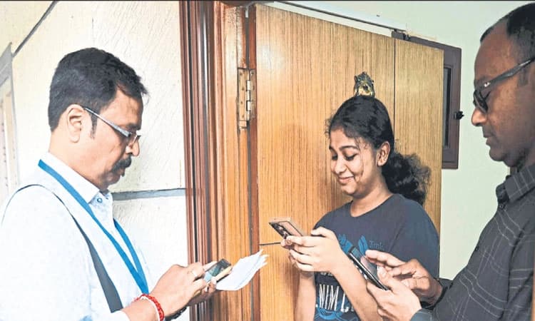 Survey effect; ಬೆಂಗಳೂರಿನಲ್ಲಿ ರಸ್ತೆ ಗುಂಡಿ ಮುಚ್ಚುವ ಕಾರ್ಯ ನಿಧಾನ