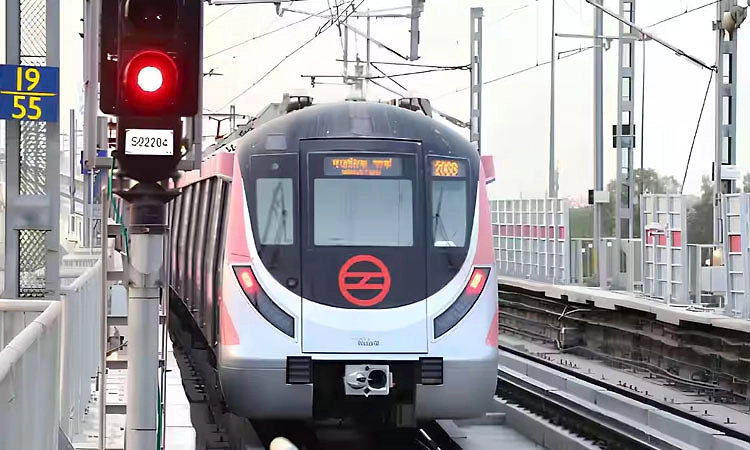 ಕೆಲಸಕ್ಕಾಗಿ 15% ಜನರಿಂದ ಮಾತ್ರ ಬಸ್ಸು, ರೈಲು ಬಳಕೆ