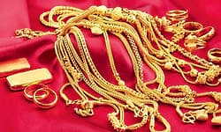 ಪತಿಗೆ ತಿಳಿಸದೆ ಲಾಕರ್‌ನಿಂದ ಚಿನ್ನಾಭರಣ ತೆಗೆದ ಪತ್ನಿ; ಇನ್ನೊಂದು ಬ್ಯಾಂಕ್‌ನಲ್ಲಿಟ್ಟು ಮೋಸ