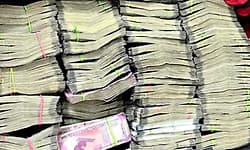 Kasaragod: ಕಾರು ಕದ್ದು ಮಾರಾಟ, ಆರೋಪಿಯ ಮನೆಯಲ್ಲಿ 1.40 ಲಕ್ಷ ರೂ. ಪತ್ತೆ