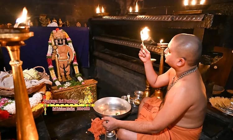 ದೇವರ ಪುಷ್ಪಾಲಂಕಾರ; ಇಂದಿನ ಫೋಟೋ ಆಲ್ಬಂ