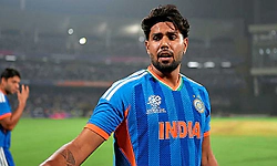 Team India: ಟಿ20 ವಿಶ್ವಕಪ್‌ ನಿಂದ ಹೊರಬಿದ್ದ ಹರ್ಷಿತ್‌ ರಾಣಾ: ಅನುಭವಿ ಬೌಲರ್‌ ಸೇರ್ಪಡೆ