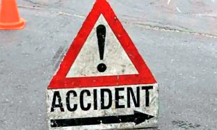 Kundapura: ಸ್ಕೂಟರ್ ಗೆ ರಿಕ್ಷಾ ಢಿಕ್ಕಿ; ಇಬ್ಬರಿಗೆ ಗಾಯ