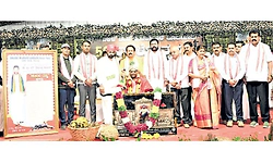 Mangaluru: ಡಾ| ಎಂ.ಎನ್‌. ರಾಜೇಂದ್ರ ಕುಮಾರ್‌ಗೆ "ಕಂಬಳರತ್ನ' ಪ್ರದಾನ