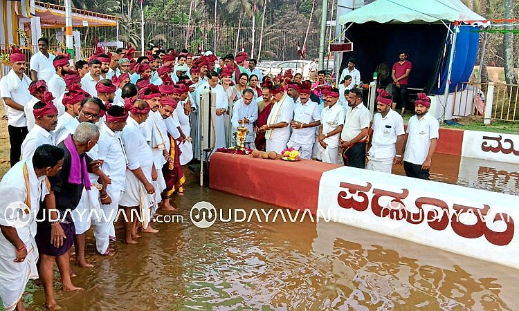 Bantwala: 15ನೇ ವರ್ಷದ ಮೂಡೂರು-ಪಡೂರು ಬಂಟ್ವಾಳ ಕಂಬಳಕ್ಕೆ ಚಾಲನೆ