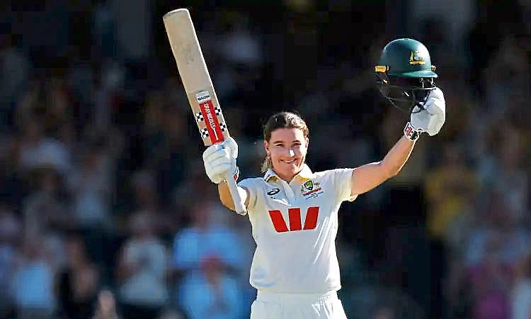 AUS W vs IND W: ಸದರ್ಲೆಂಡ್ ಸೆಂಚುರಿ ಗೆಲುವಿನತ್ತ ಆಸ್ಟ್ರೇಲಿಯ    