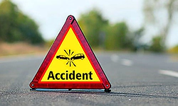 ಕೊಲ್ಲೂರು:ಕಾರು ಉರುಳಿ ಮೂವರಿಗೆ ಗಾಯ