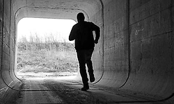 Bantwal: ಅಕ್ರಮ ಮದ್ಯ ಸಾಗಾಟ: ಪೊಲೀಸರನ್ನು ಕಂಡು ರಿಕ್ಷಾ ಬಿಟ್ಟು ಓಡಿದ ಆರೋಪಿ