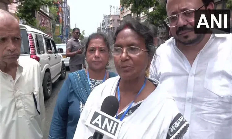 West Bengal: ಬಂಗಾಳದಲ್ಲಿ ಭುಗಿಲೆದ್ದ ಹಿಂಸಾಚಾರ-ಬಿಜೆಪಿ ಶಾಸಕಿ ಮನೆ ಬಳಿ ಬಾಂಬ್‌ ಸ್ಫೋಟ