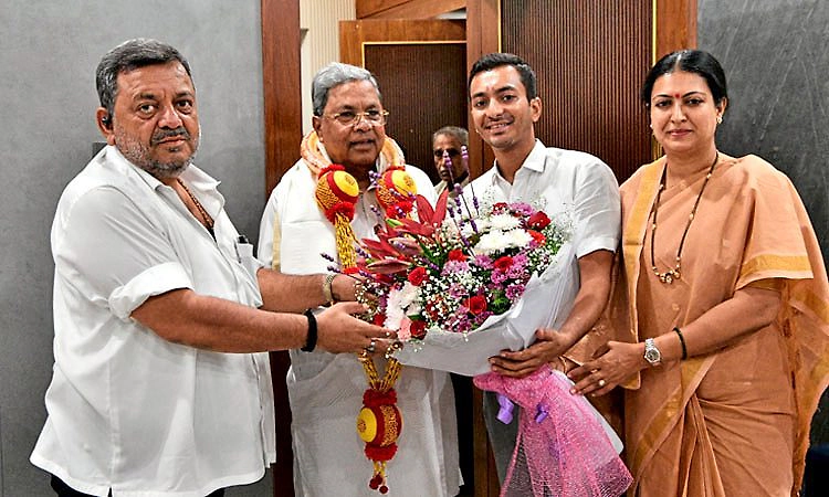 ಶಾಮನೂರು ಕುಟುಂಬ ಸಿಎಂ ಭೇಟಿ: ರಾಜಕೀಯ ಚರ್ಚೆ