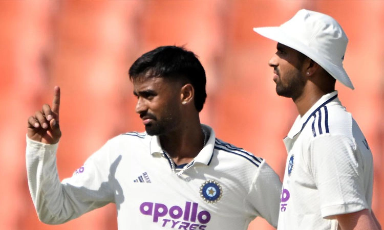 ಚೊಚ್ಚಲ ಟೆಸ್ಟ್‌ನಲ್ಲೇ ಮಿಂಚಿದ ಮಾನವ್: ಅಫ್ಘಾನಿಸ್ತಾನ ವಿರುದ್ಧ ಭಾರತಕ್ಕೆ ಭಾರೀ ಮುನ್ನಡೆ
