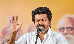 Tamil Nadu: ಟಾಸ್ಮಾಕ್ ಸಿಬ್ಬಂದಿ ವೇತನ ಶೇ. 25 ಹೆಚ್ಚಿಸಿದ ಸಿಎಂ ವಿಜಯ್ ಸರ್ಕಾರ!