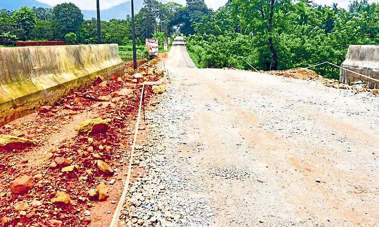 Kundapur: ಹೆದ್ದಾರಿ ಕಾಮಗಾರಿ ಅವ್ಯವಸ್ಥೆಯ ಆಗರ