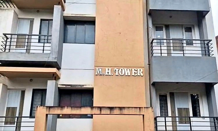 Belagavi: ಶಿವಂ ಅಸೋಸಿಯೇಟ್ಸ್ ಮಾಲೀಕ ಶಿವಾನಂದ ನೀಲಣ್ಣವರ ಮನೆ ಮೇಲೆ ಇಡಿ‌ ದಾಳಿ