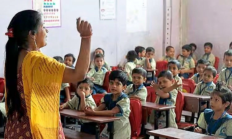 ಶಿಕ್ಷಕರ ಪರ ಕಾಳಜಿ ಉಪಾಧಿಗೆ ಮಾತ್ರವೇ ಸೀಮಿತವಾಗದಿರಲಿ