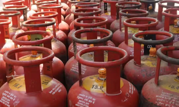 LPG Refill Booking: ಗ್ರಾಮೀಣ ಭಾಗದ ಎಲ್‌ಪಿಜಿ ಗ್ರಾಹಕರಿಗೆ ಕೇಂದ್ರದಿಂದ ಸಿಹಿ ಸುದ್ದಿ!
