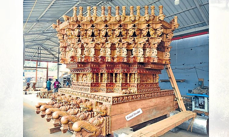 New Brahmaratha being built for Kateel Goddess Festival