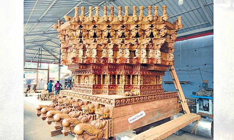 ಕಟೀಲು ದೇವಿಯ ಉತ್ಸವಕ್ಕೆ ನೂತನ ಬ್ರಹ್ಮರಥ ನಿರ್ಮಾಣ