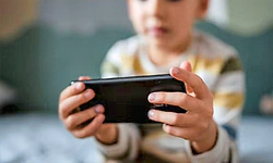 Online Gaming; ಅಭಿಮತ: ಮೊಬೈಲ್‌ ನಿಯಂತ್ರಣ ನೀತಿಗೆ ಇದು ಸಕಾಲ