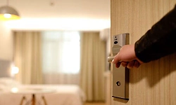 ಎಐ ಶೃಂಗಸಭೆ: ಗಗನಕ್ಕೇರಿದ ದೆಹಲಿಯ ಹೋಟೆಲ್‌ಗಳ ದರ