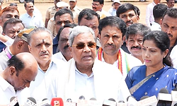 ಹೈಕಮಾಂಡ್ ಇರು ಅಂದರೆ ಇರ್ತೇನೆ: ಸಿದ್ದರಾಮಯ್ಯ ನಿಗೂಢ ನುಡಿ