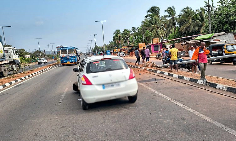Bhatkala: ಮುರ್ಡೇಶ್ವರದಲ್ಲಿ ಭೀಕರ ರಸ್ತೆ ಅಪಘಾತ: ಮಾಜಿ ಸೈನಿಕ ಸಾವು, ಮೂವರಿಗೆ ಗಾಯ