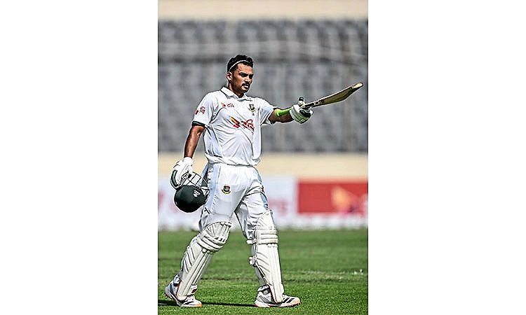 Dhaka: ನಜ್ಮುಲ್‌ ಶತಕ; ಬೃಹತ್‌ ಮೊತ್ತದತ್ತ ಬಾಂಗ್ಲಾದೇಶ