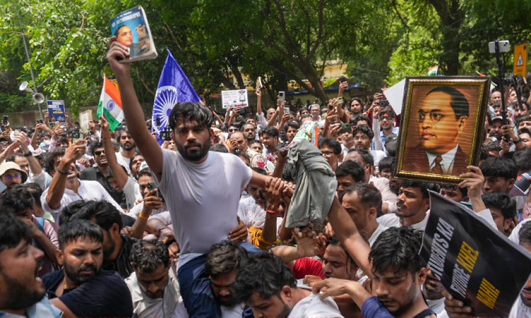 I will protest in multiple states and cities if Pradhan doesn't resign: CJP founder Dipke