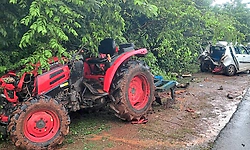 ಆನಂದಪುರ: ಕಾರು - ಟ್ಯಾಕ್ಟರ್ ನಡುವೆ ಅಪಘಾತ; ಓರ್ವ ಸ್ಥಳದಲ್ಲೇ ಸಾವು 