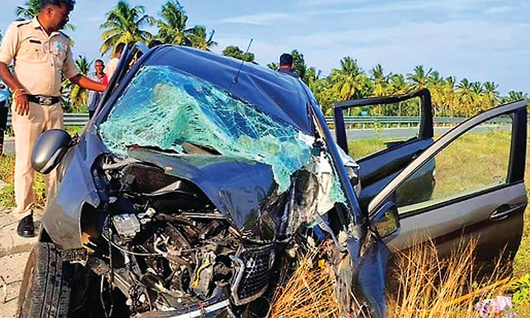 Four of a family who had travelled to Tirupati killed after car crashes into divider